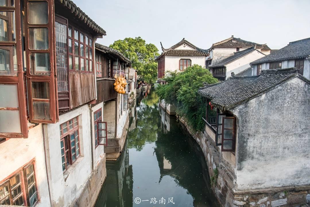 馄饨馅怎么调才鲜嫩-专业的知识问答网页